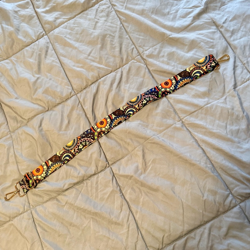 Multicolor Adjustable Bag Strap - Picture 4 of 6